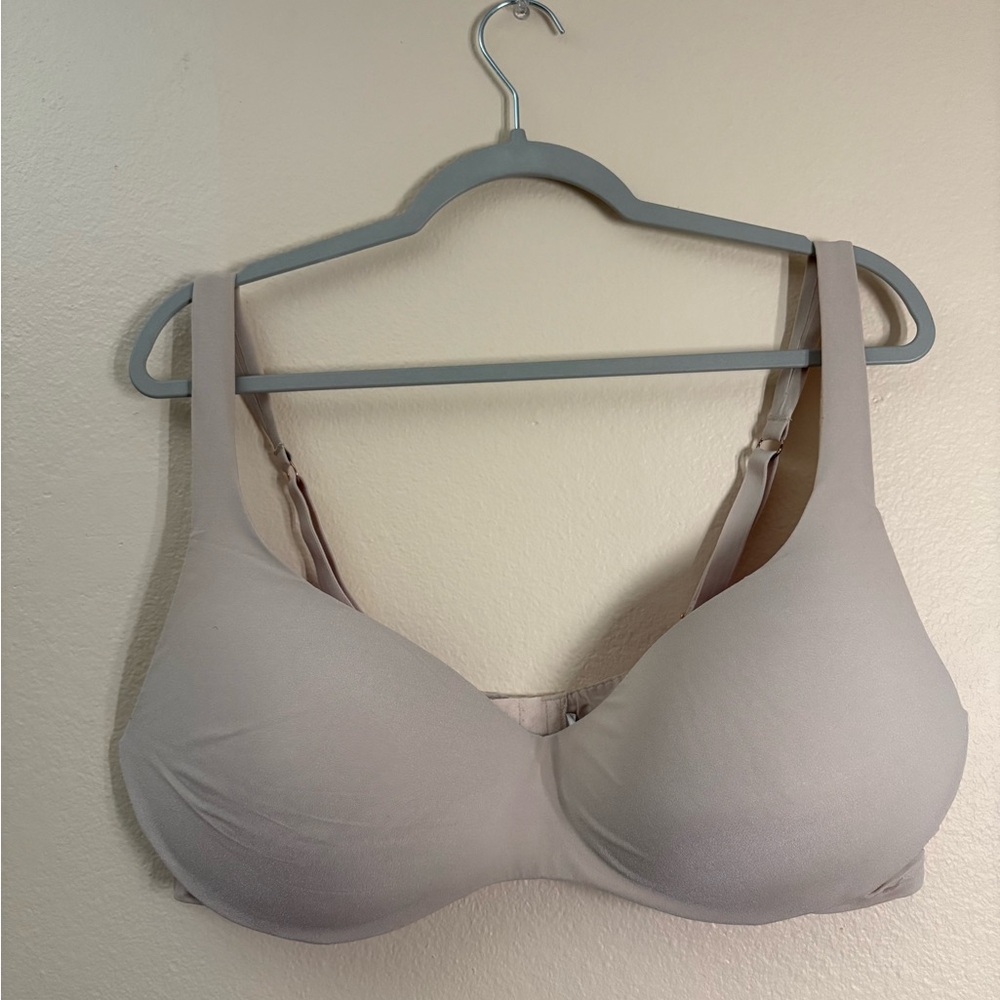 Seamless Cream Bra
